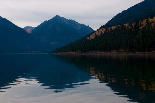 wallowa-lake_10-19-10.jpg